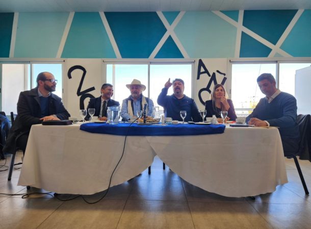 Se realizó la mesa participativa por la modificación del proyecto de Ley de Protección Integral del Adulto Mayor