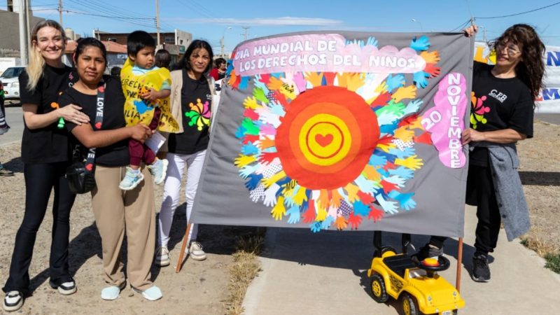 La Red Barrial del 30 de Octubre marchó para reafirmar los derechos de los niños