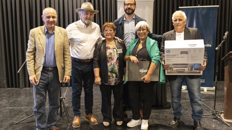 El Municipio reconoció y valoró la tarea realizada por los jubilados municipales