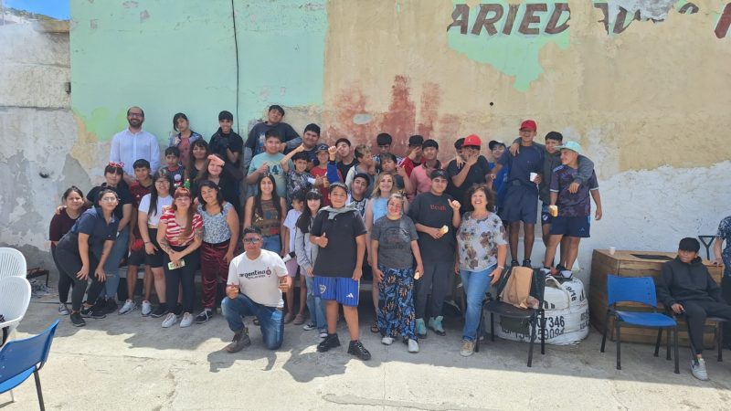 La Esquina cerró un año exitoso con un agasajo a sus adolescentes