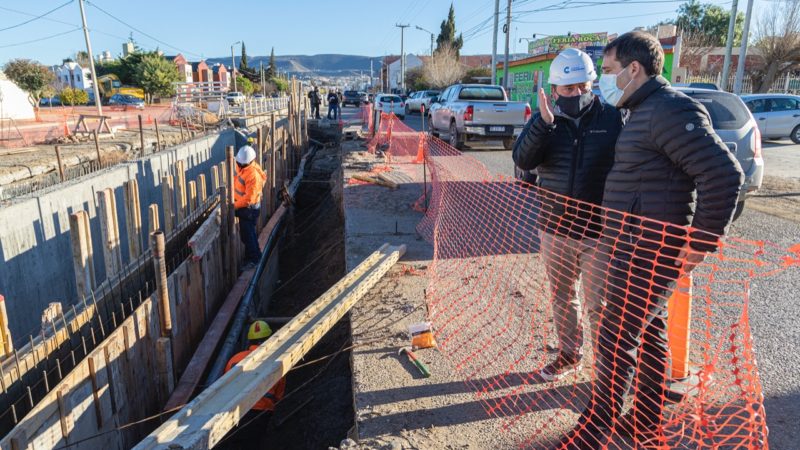 Luque recorrió importantes obras en barrio Pueyrredón