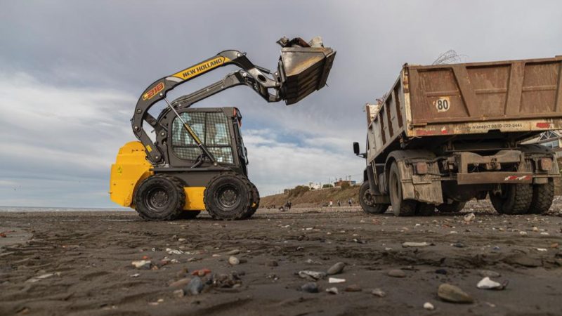 El Municipio concretó una nueva limpieza de playas