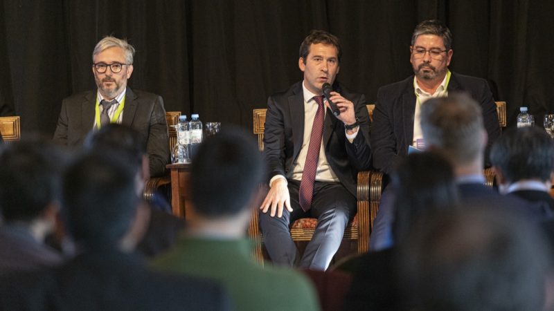 Luque disertó en el Encuentro Nacional de Hidrógeno 2030