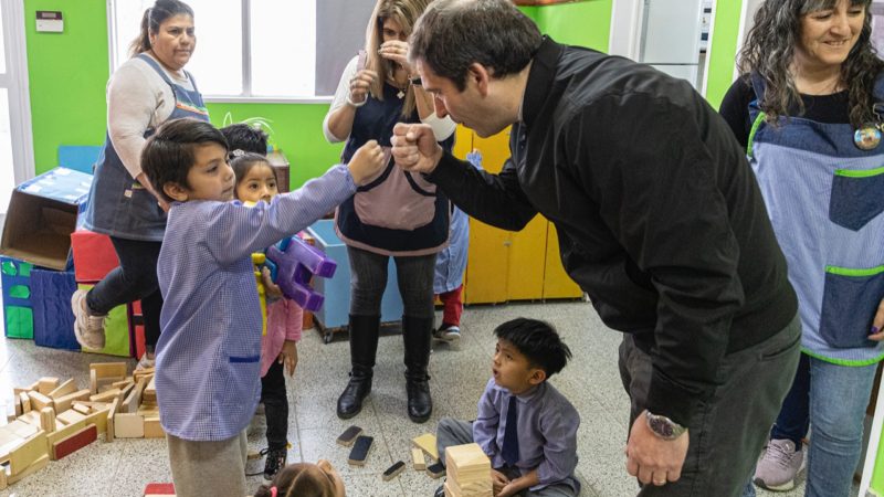 Luque: “Estamos comprometidos con la educación de nuestros chicos”