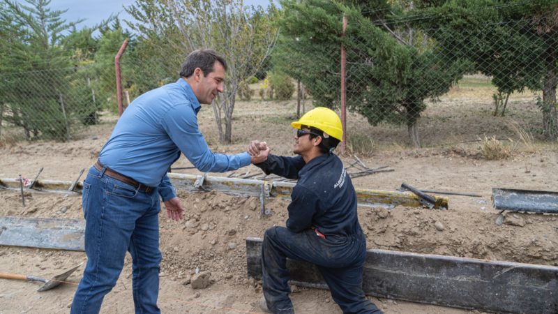 Luque recorrió obras de cordón cuneta y profundiza la labor en terreno con el ordenamiento de los barrios