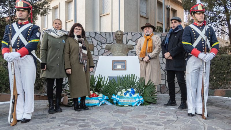 Comodoro homenajeó a Belgrano en el Día de la Bandera