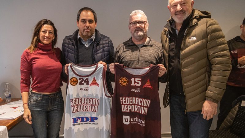 El Municipio acompañó la presentación de los planteles de Federación Deportiva que disputarán torneos nacionales