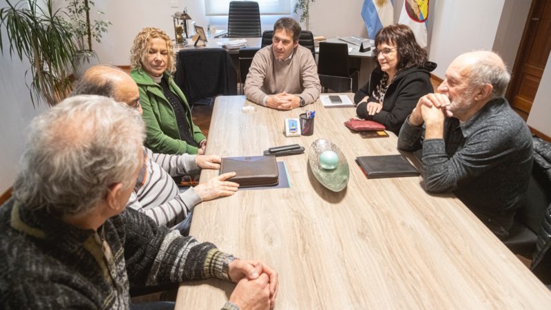 Luque recibió a referentes de la Asociación Portuguesa con vistas al centenario de la institución