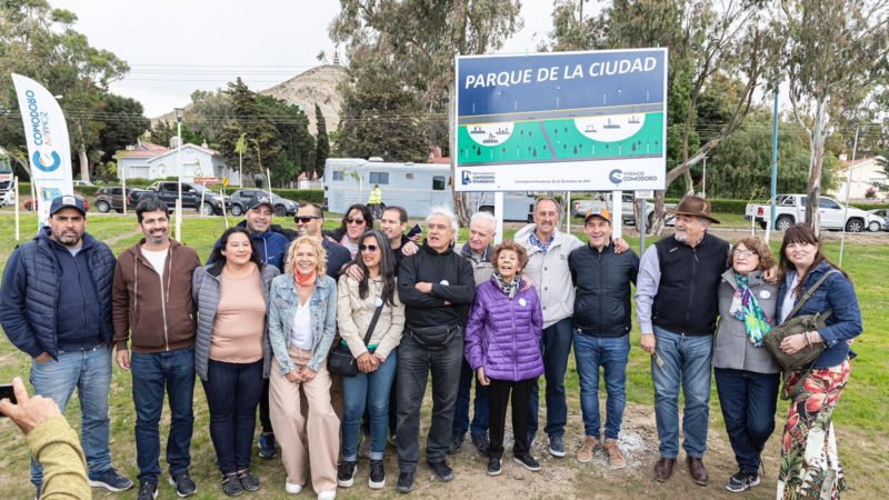 Luque inauguró la primera etapa del Parque de la Ciudad y propuso darle el nombre de Marcelo Guinle