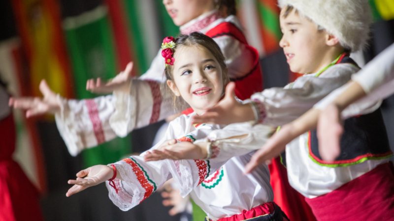 Llega una edición especial de Noche de Pioneros junto a los cuerpos de baile de infantiles