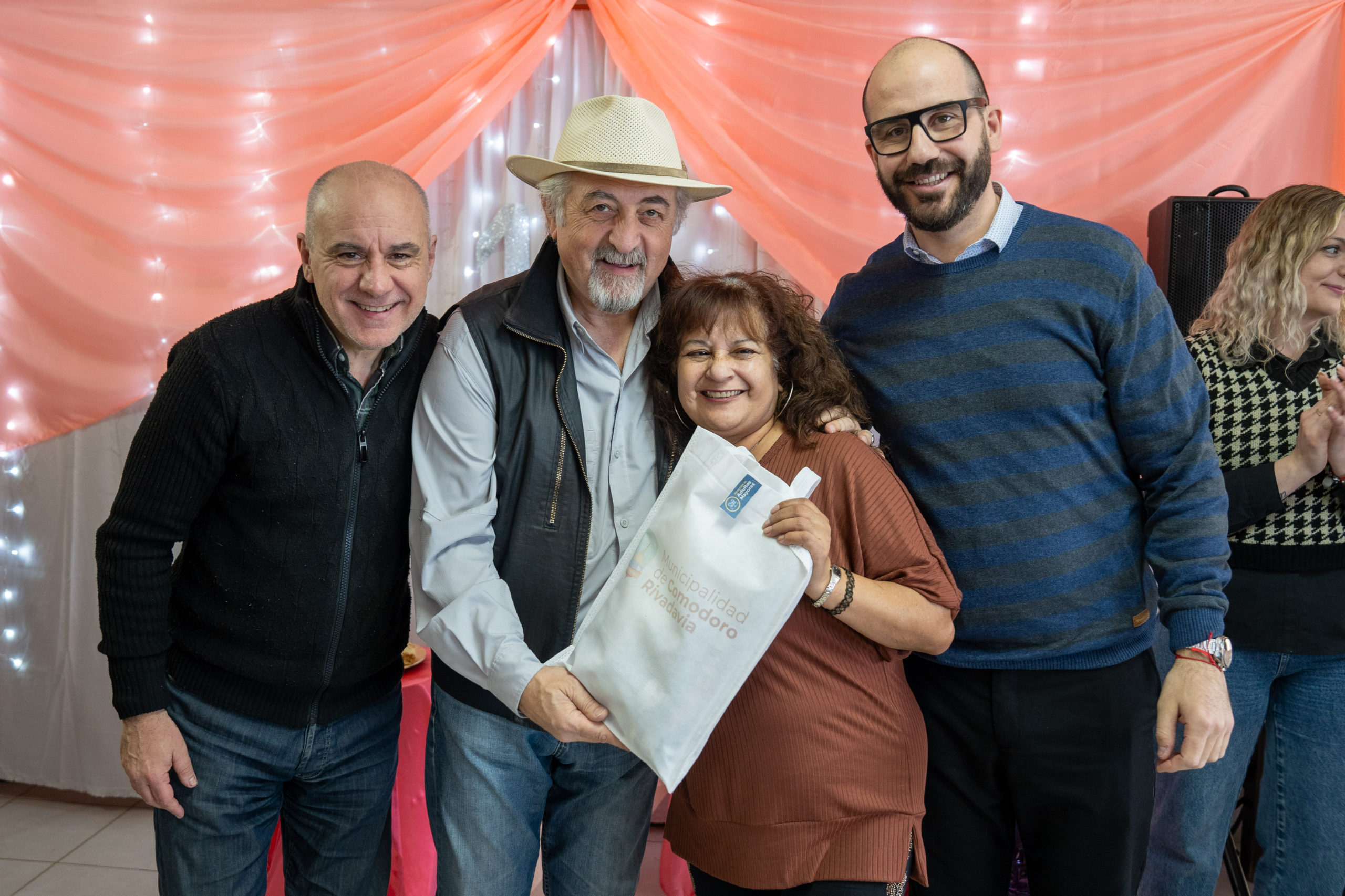 “Celebramos que el Centro de Día sea un lugar de encuentro que mejora la calidad de vida de nuestros adultos mayores”