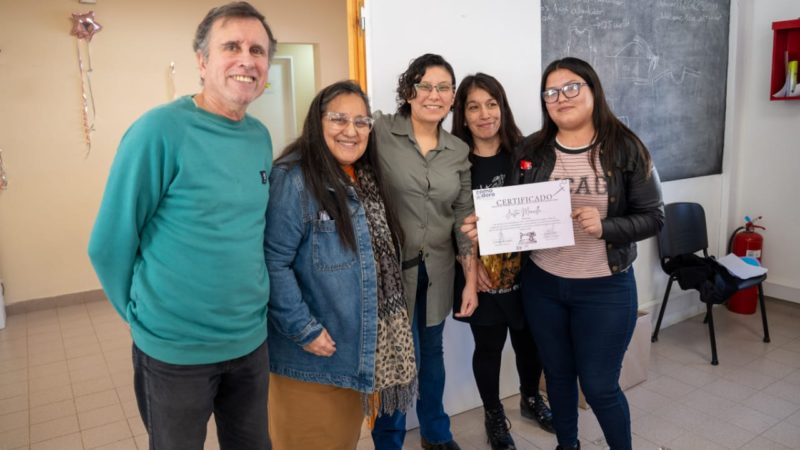 El Centro de Promoción Laboral culminó cuatro capacitaciones textiles