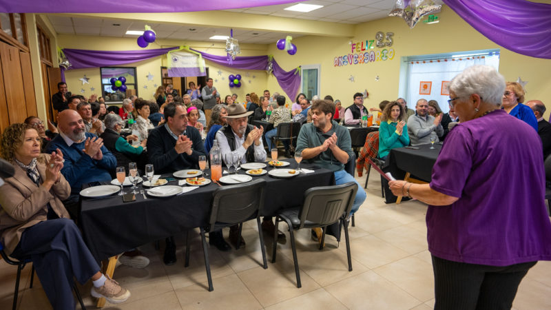 Othar acompañó los festejos por el 25° Aniversario de Nosotros También