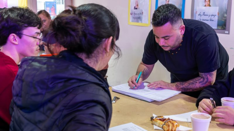 Se concretó una jornada de vacunación y testeo rápido en la Dirección de Diversidad