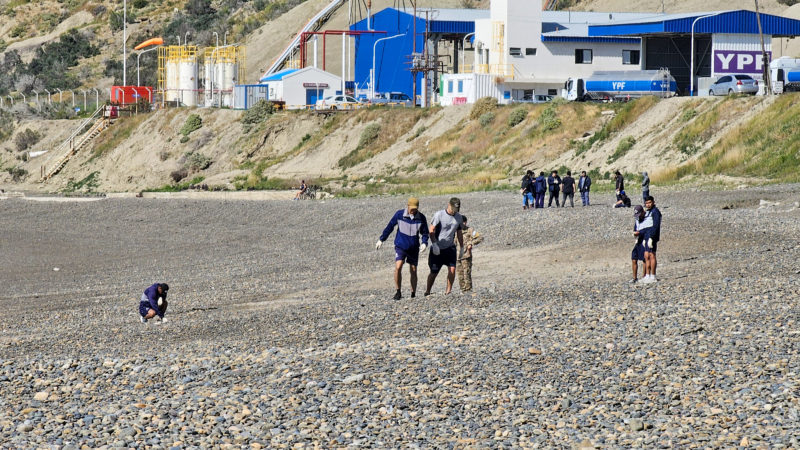 Ambiente cumplió con la limpieza de la playa de Km. 3