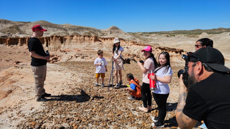 Comodoro Turismo y Familias T21 lanzan una campaña de promoción de los atractivos turísticos con un abordaje integral