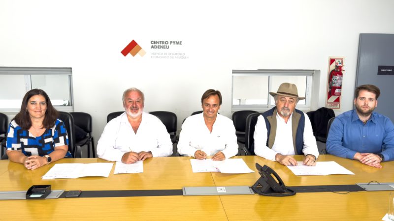 Othar firmó un convenio de cooperación productiva y de integración regional con Neuquén